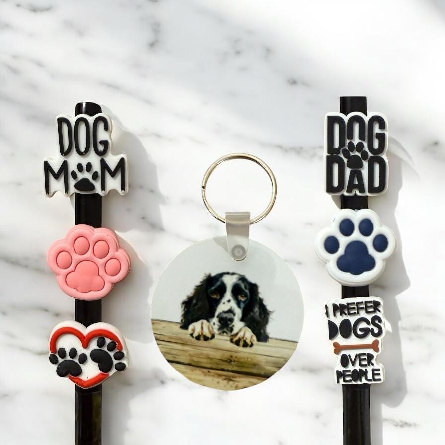English Springer Spaniel Gift Set: Aluminum Keychain & Straw Toppers