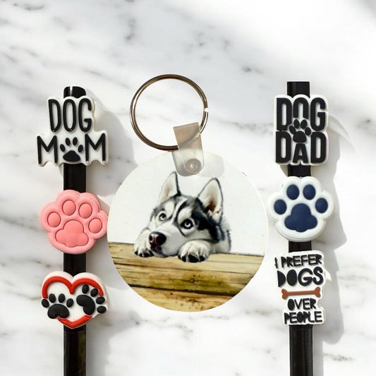 Husky Gift Set: Keychain & Straw Toppers - Dog Mom/Dad