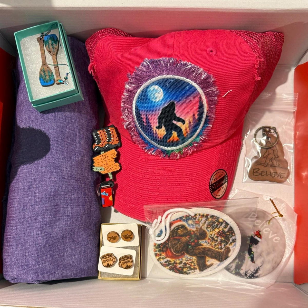 Bigfoot ? Mystery Gift Box ? Large Sasquatch Tees, Hats, Beanies, Earrings, Ornaments, Keychains, Car Freshners, Plates, Tumbler