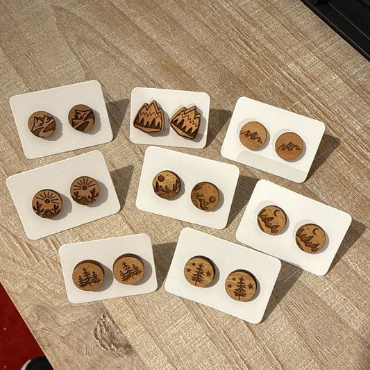 Moutnains Forest Desert Earring Studs 1 Pair Random